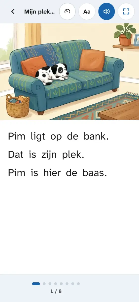 Een bladzijde uit een verhaal op Niveau 2: een tekening van een hond op een blauwe bank en drie korte zinnen. Pim ligt op de bank. Dat is zijn plek. Pim is hier de baas.